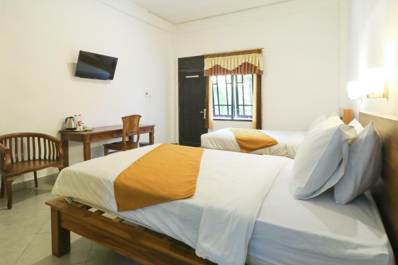Gianyar Hotel Exterior photo