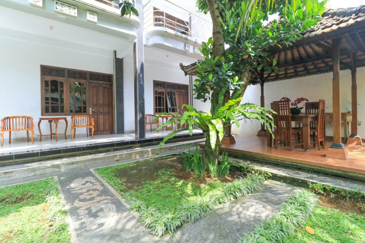 Gianyar Hotel Exterior photo